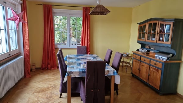 WG Zimmer möbliert in Gampelen / Murten 3