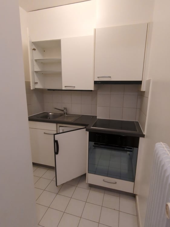 Studio proche gare Lausanne (visites sur rdv) 3