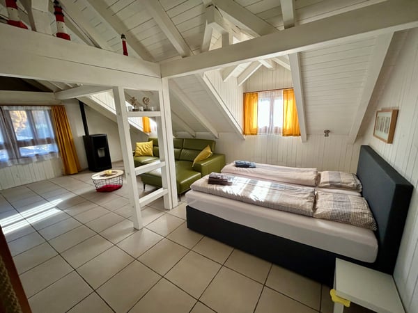 Mehrfamilienhaus am See in der Spiezer Bucht 5