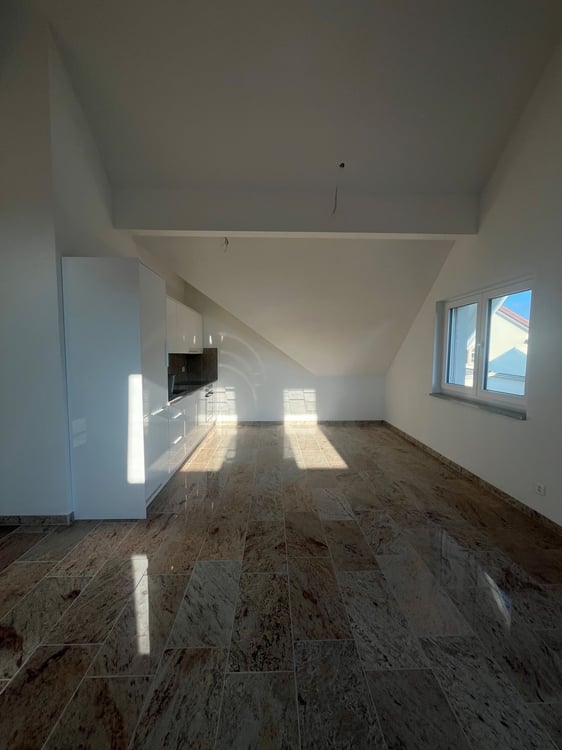 Neugebaute Wohnung zu vermieten 2