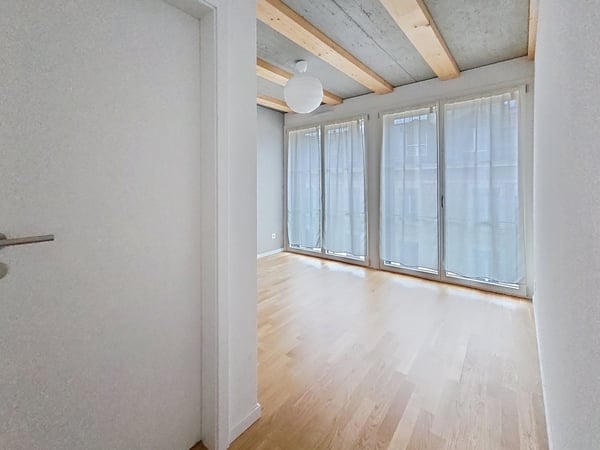 REPRISE BAIL - 1 pièces de 71 m2 à louer 5