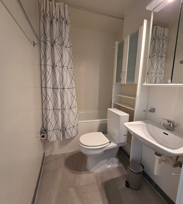 Logement meublé à Lausanne centre 4