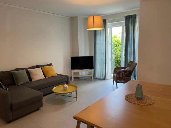 Bel appartement meublé 1.5 pièces avec jardin privatif 9