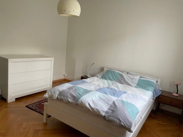 Belle chambre lumineuse à Lausanne-Chailly 2