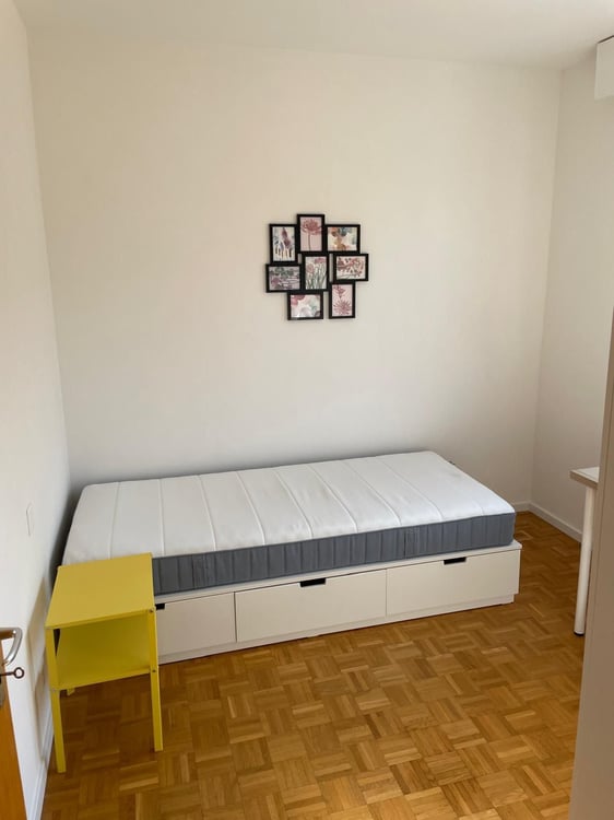 Chambre meublée à louer dans une colocation à Sion 1