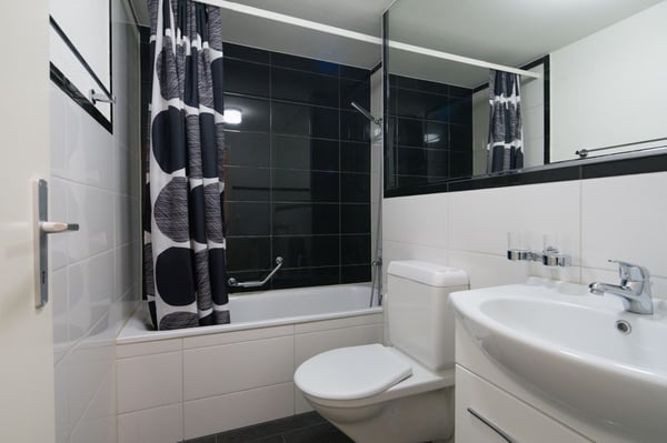 Bright, quiet, modern 1.5room apartment, 4th floor, Novartis 5