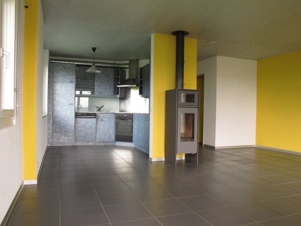 Grosszügiger Hausteil an sonniger, ruhiger Lage 2