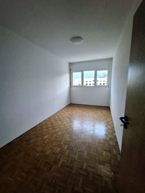 privato affitta 1.5 locali a Balerna, con posteggio 2