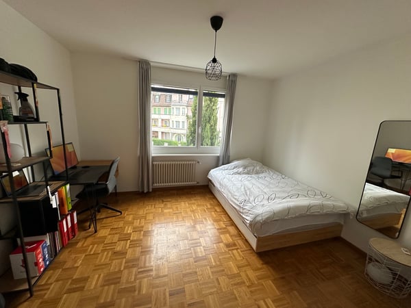 Chambre meublée à sous-louer, Lausanne sous-gare 1