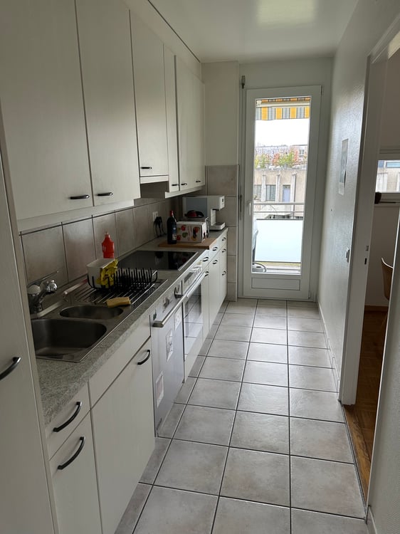 Chambre meublée à sous-louer, Lausanne sous-gare 4