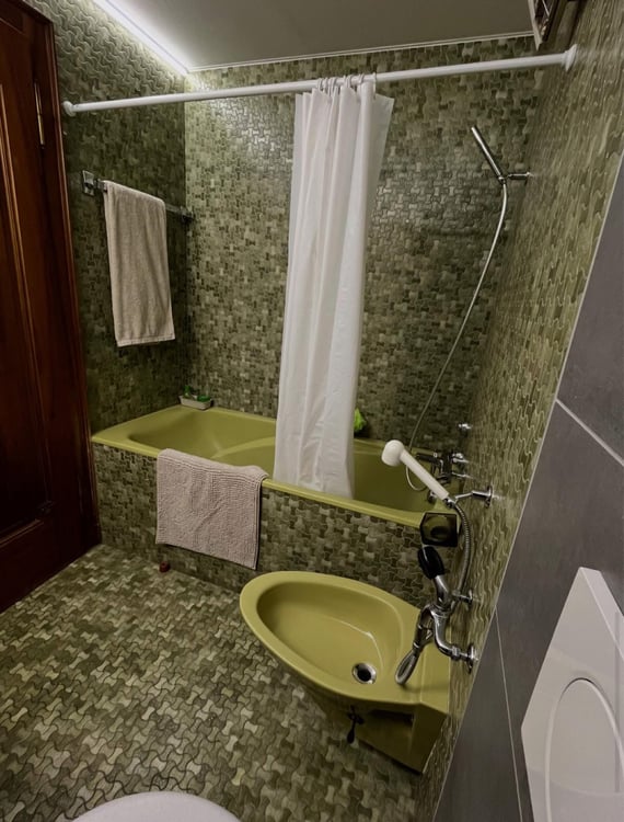 Studio meiblé centre ville de Sion 5