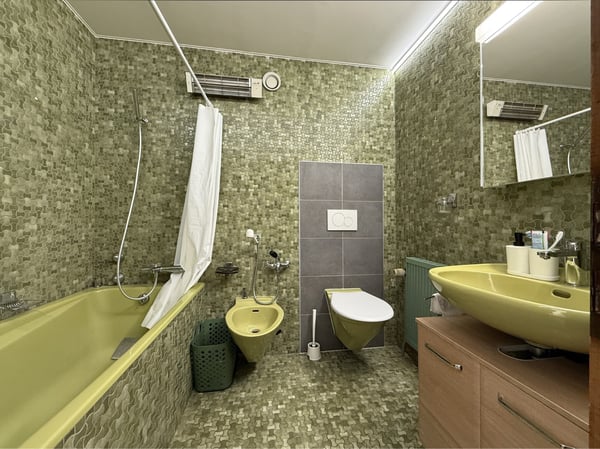 Studio meiblé centre ville de Sion 4