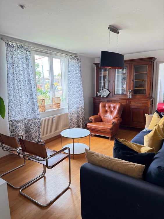 Für zwei Personen! Voll möbliertes 140 m² großes Apartment