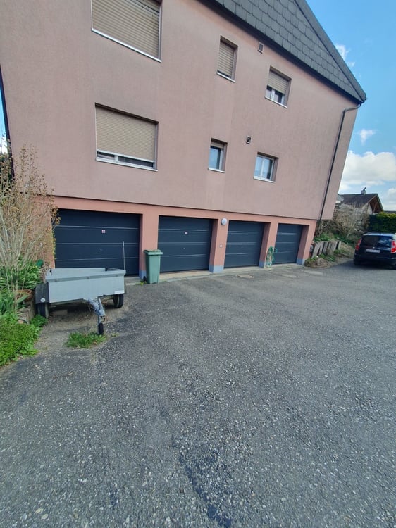 1.5 Zimmerwohnung mit Balkon in Lostorf 1