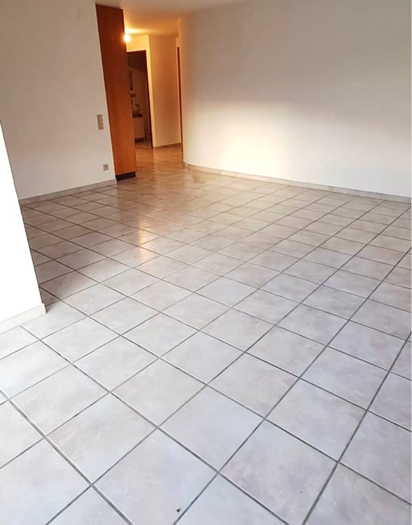 APPARTEMENT - 1'130 CHF - 1.5 PCS + BALCON - 2