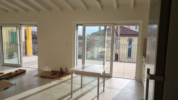 rinnovato spazioso appartamento 3