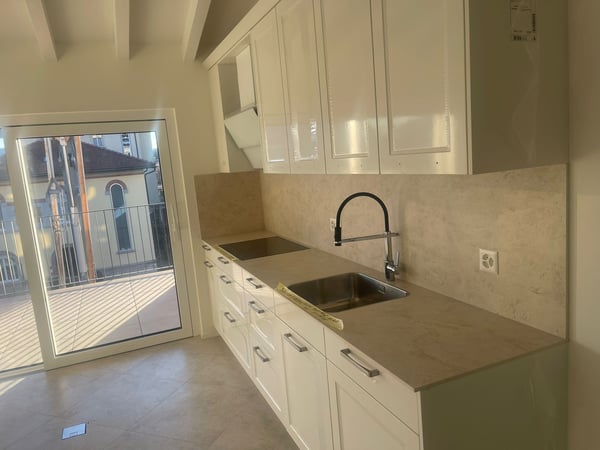 rinnovato spazioso appartamento 2