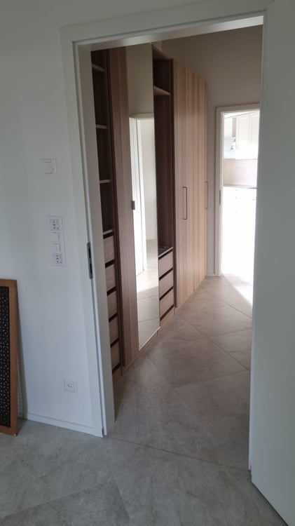 rinnovato spazioso appartamento 4