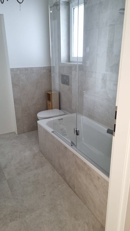 rinnovato spazioso appartamento 5