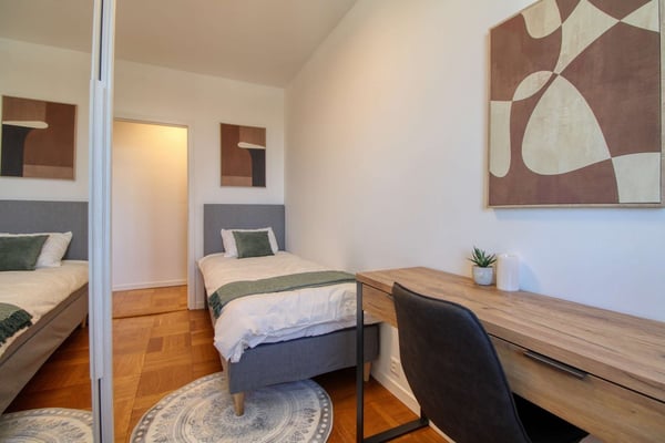 Spacieux appartement 2 pièce Meublé 7m² 1