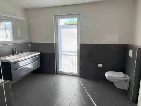 Freistehendes Einfamilienhaus mit Garten 10