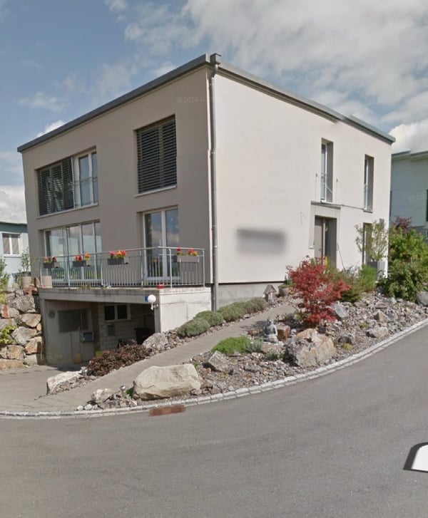 Freistehendes Einfamilienhaus mit Garten