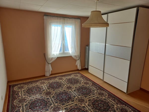 appartement ensoleillé, vue sur le val d'Hérens. 2