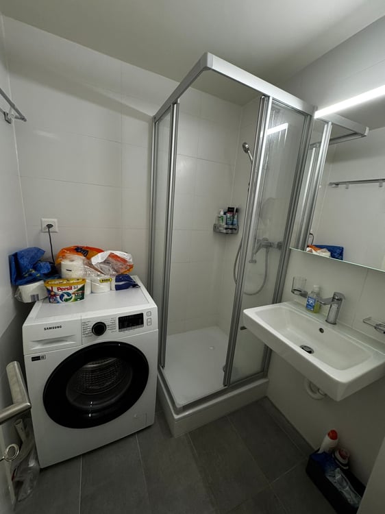 Studio lumineux meublé - Centre-ville de Lausanne 4