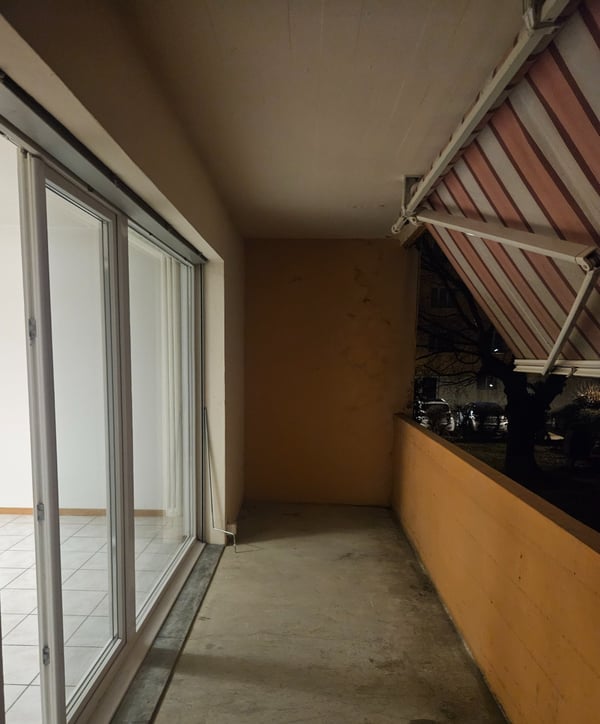 Charmant appartement 2.5 pièce avec balcon 3