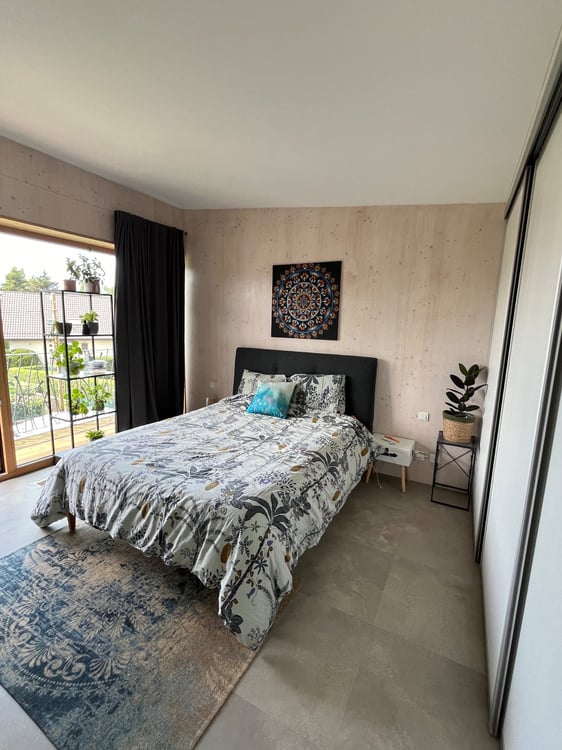 1 Bed 1 Bath Apartment/condo 3