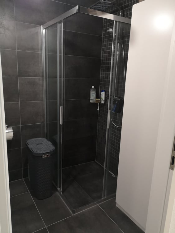 Joli appartement de 2.5 pièces à RENENS Village. 3