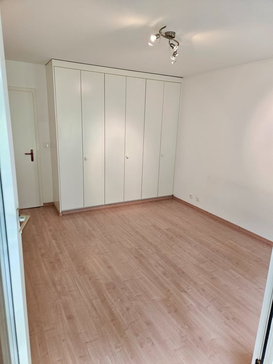 Appartement de 1.5 pièces au 2 ème étage dun immeuble 5