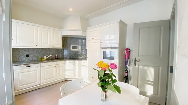 Temporär möblierte Wohnung Altstadt Luzern mit Home-Office 5