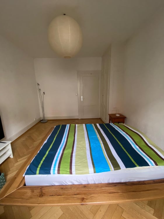 Appartement meublé avec balcon 10 min Palais des Nations 2