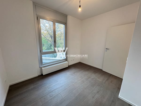 LUGANO: ELEGANTE APPARTAMENTO VISTA LAGO E MONTE BRÈ 13