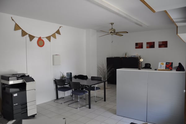 Maison avec locaux com. et appart. au centre de Saignelégier 2