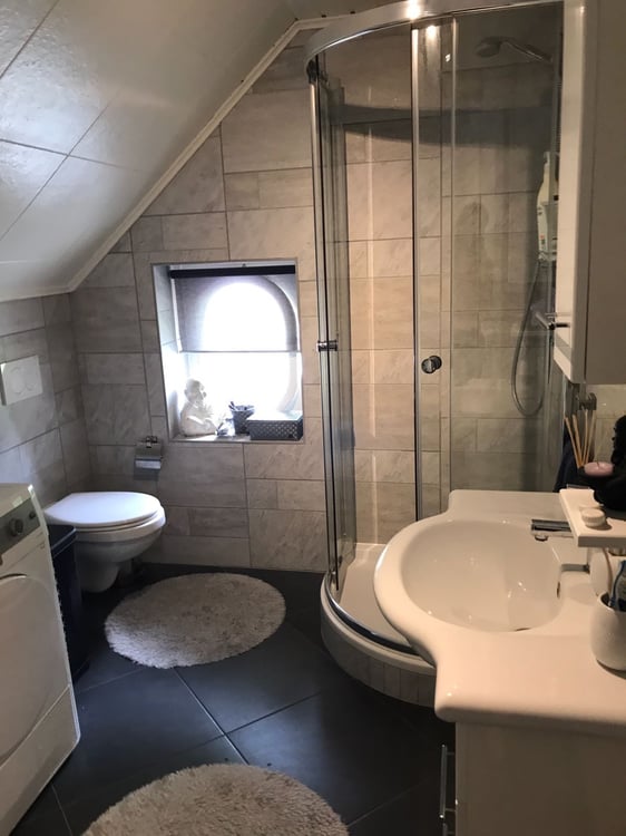 Joli appartement dans maison privée 4