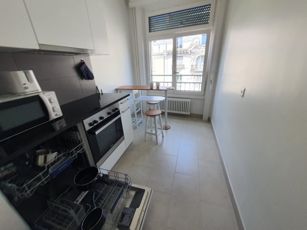 1 ½ rooms apartment at Tour de Bel-Air 4