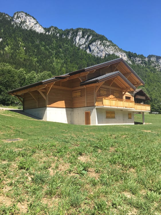 Chalet de charme /haute Savoie frontière suisse 1