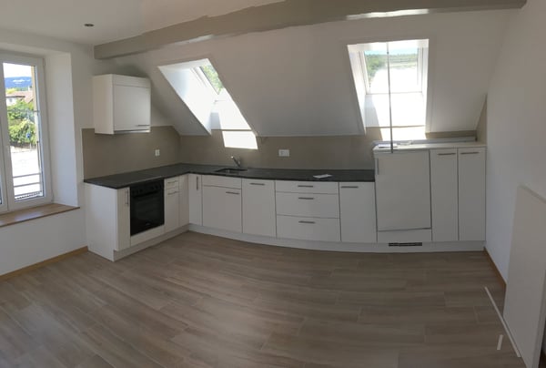 Peseux, lumineux 1 pces avec 1 balcons 2