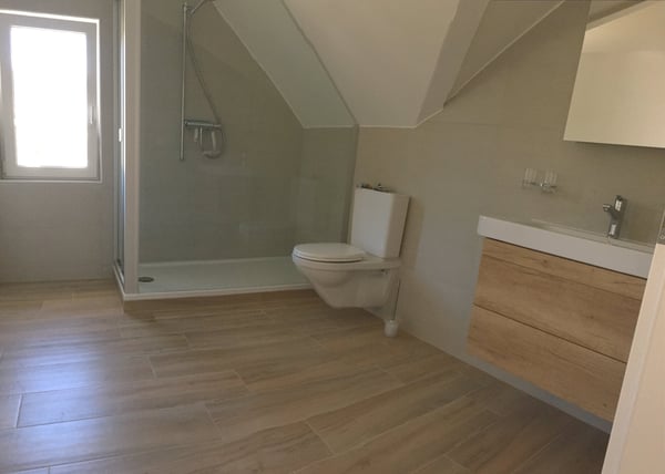 Peseux, lumineux 1 pces avec 1 balcons 3