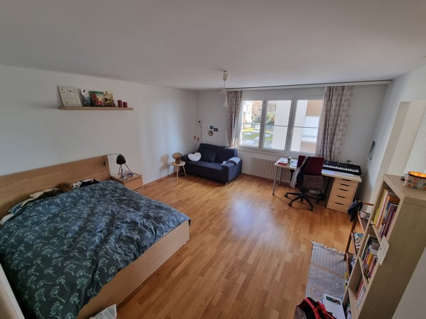 Appartement centré, spatieux et lumineux / 2.5 pièces 1