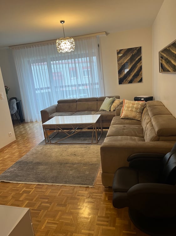 Epalinges, 1.5 pces 1990.- charges comprises 1