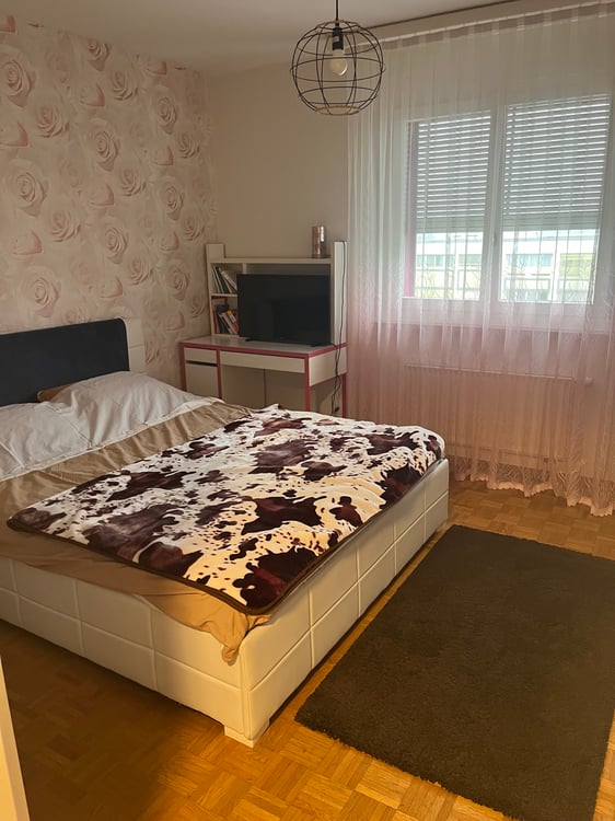 Epalinges, 1.5 pces 1990.- charges comprises 5