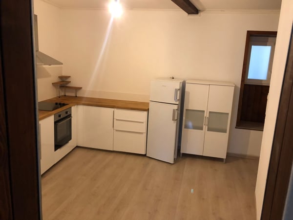 Charmant 1 pièces à la Neuveville 3