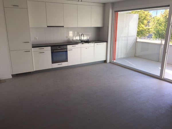 Lumineux 1.5 pièces à Sierre 1