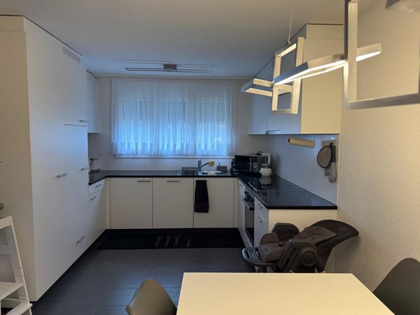 1.5 zimmer Wohnung 130m2 2