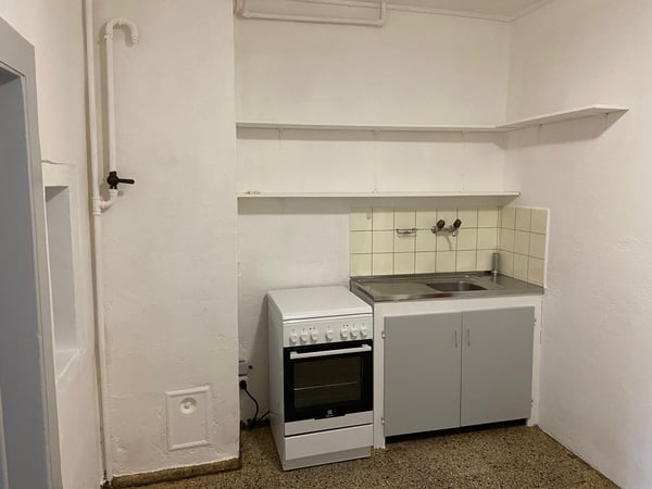 Sympathique 2 2/2 pièces d?environ 8 m2 au 2ème étage 5