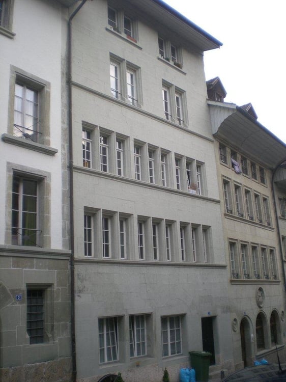 Sympathique 2 2/2 pièces d?environ 8 m2 au 2ème étage 2