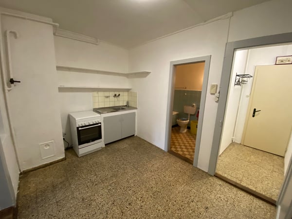 Sympathique 2 2/2 pièces d?environ 8 m2 au 2ème étage 4